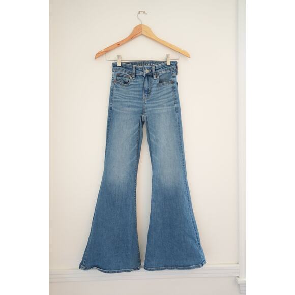 American Eagle Festive Flare Jeans Size 00 Short - Picture 1 of 4
